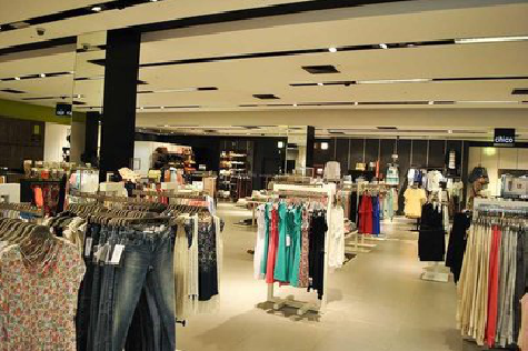 冕宁商场里的店面怎么装修？